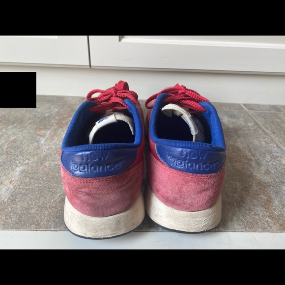 Men’s Size 10.5 red/blue New Balance 420s - Picture 3 of 4